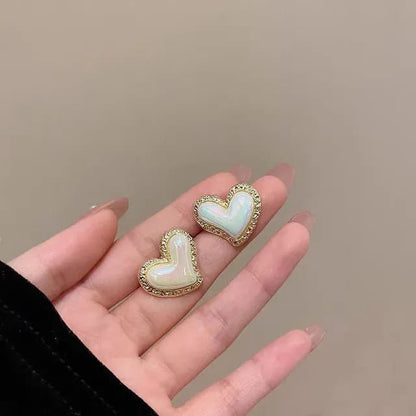 Model 125 Pretty White Marble Heart Stud